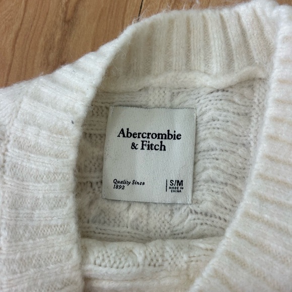 Abercrombie & Fitch White Crew Neck Sweater Chunky Knit Oversized - Picture 2 of 2